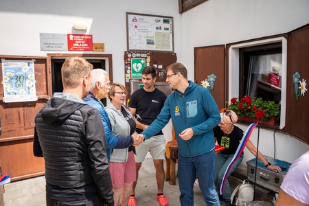 Odprtje najvišjega izposojevališča na Uršlji gori (11)